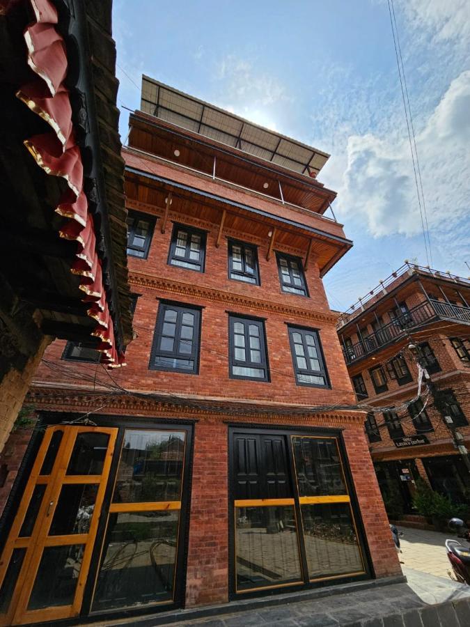 Hotel Durbar Side Bhatgoan Exteriör bild